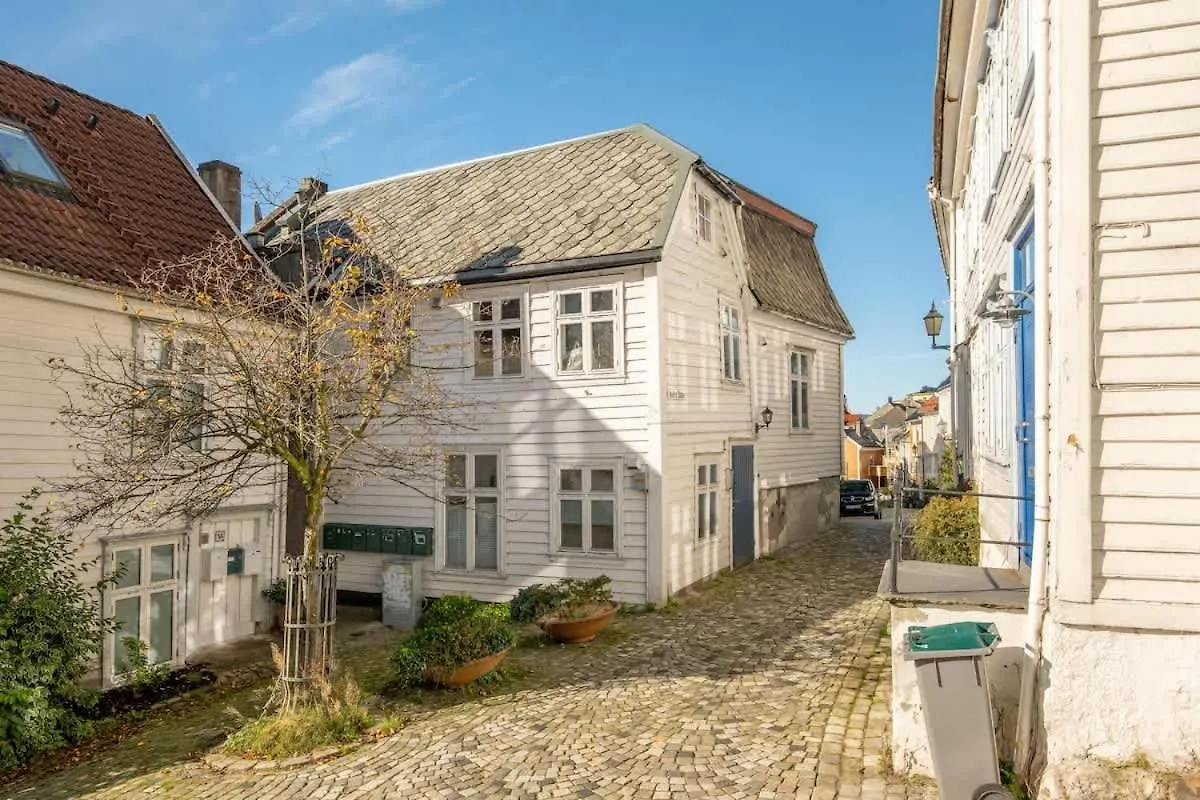 Dinbnb Appartments L Live In A Postcard ! L 300 M To Bryggen L Value! Bergen